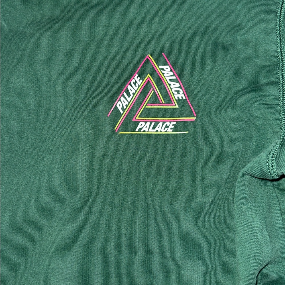 PALACE Basically A Tri-Ferg Crew (Green)